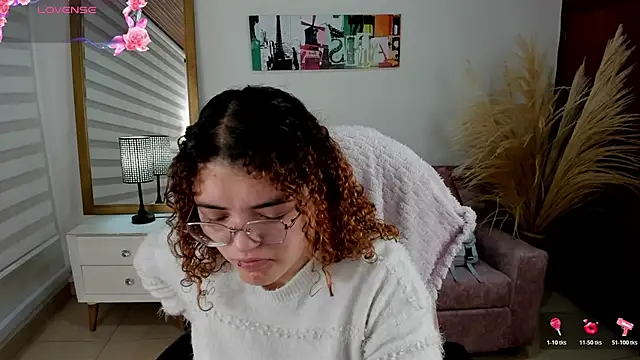 Snapshot of Missbrave1 chatting on 11/04/25, 07:13 Missbrave1 online show from 11/04/25, 07:13