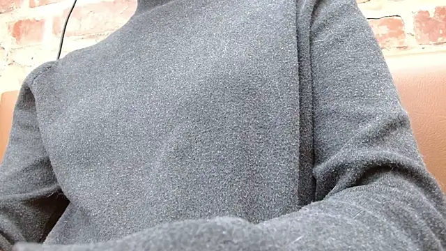 Snapshot of Mar_gh chatting on 02/04/25, 10:34 Mar gh online show from 02/04/25, 10:34