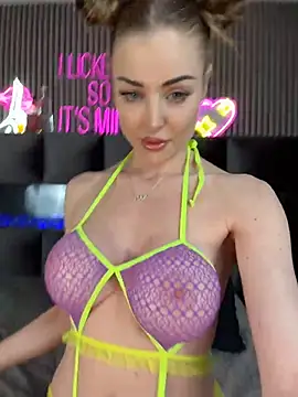 MilaMaaay online show from 01/17/26, 07:28