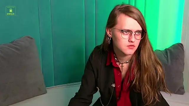 YukoFanee online show from 11/14/25, 08:18