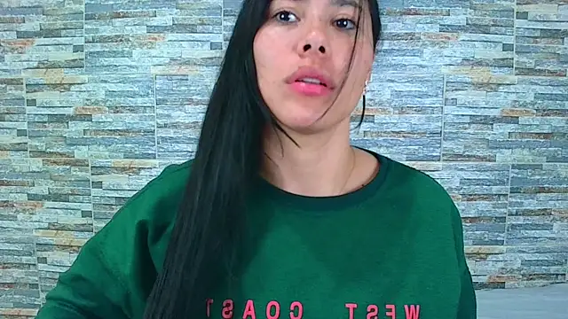 Snapshot of _joy_yva chatting on 03/04/25, 07:22 joy yva online show from 03/04/25, 07:22