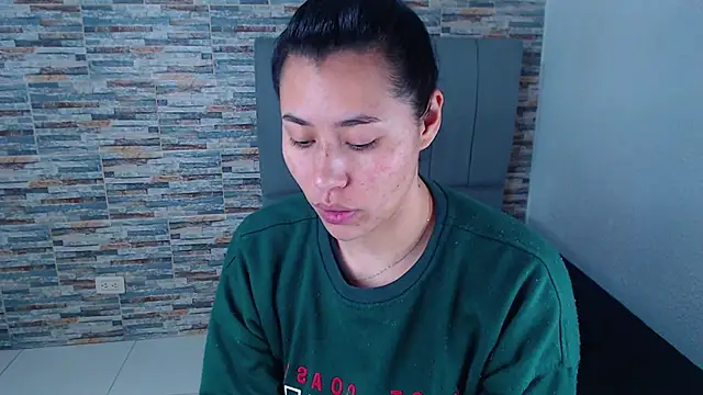 Snapshot of _joy_yva chatting on 10/09/25, 06:50 joy yva online show from 10/09/25, 06:50