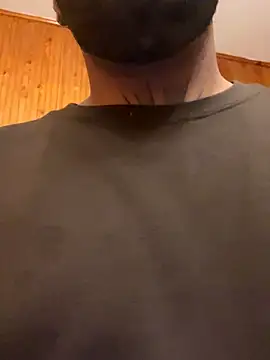 Dikkiduohottt online show from 12/15/25, 04:22