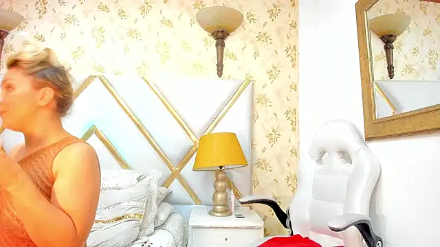 MalorySweet online show from 12/19/24, 03:30