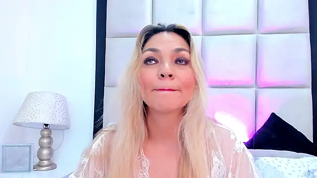 MalorySweet online show from 12/29/24, 12:23