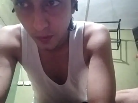 Snapshot of fantasticdickandballsss chatting on 04/19/26, 08:44 fantasticdickandballsss online show from 04/19/26, 08:44