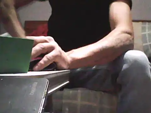 Snapshot of Fundy37 chatting on 04/17/26, 11:41 Fundy37 online show from 04/17/26, 11:41