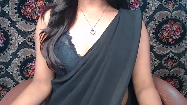 Snapshot of Wish_Queen chatting on 03/08/26, 02:21 Wish Queen online show from 03/08/26, 02:21