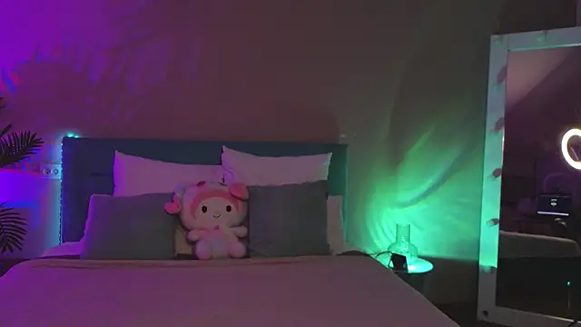 L1ittle kitty  online show from 08/01/26, 05:07