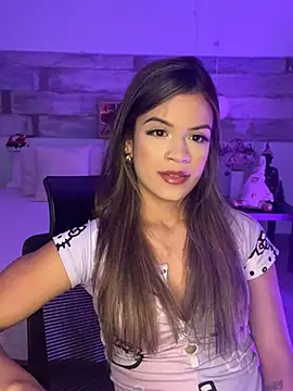 Alisha-Bond online show from 12/20/24, 11:26