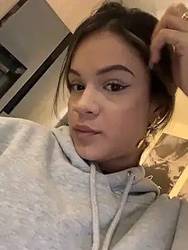 Alisha-Bond online show from 02/07/25, 11:03