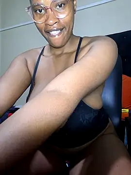 Snapshot of sexy_boobs97 chatting on 04/23/26, 04:57 sexy boobs97 online show from 04/23/26, 04:57