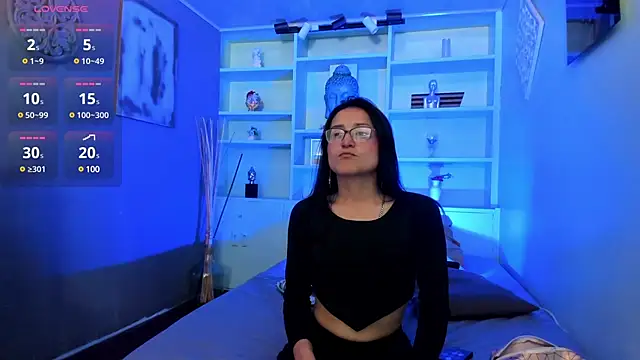 Lucy Williiams online show from 02/27/25, 07:47