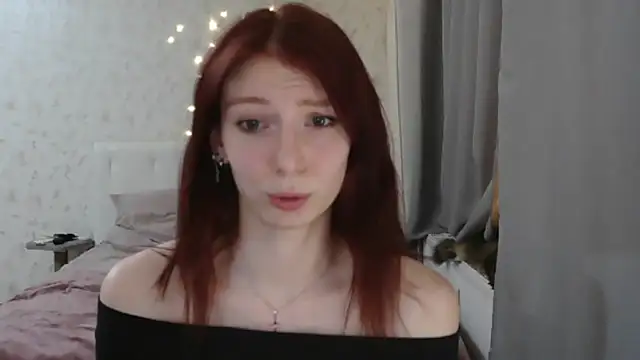 KateBunny online show from 12/17/25, 03:18