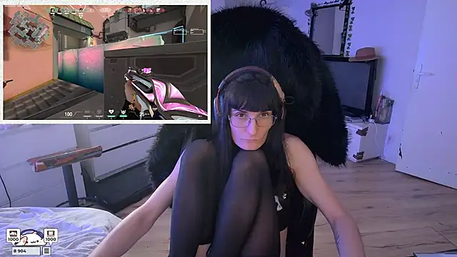 Snapshot of CeriseLapine chatting on 10/25/25, 10:59 CeriseLapine online show from 10/25/25, 10:59