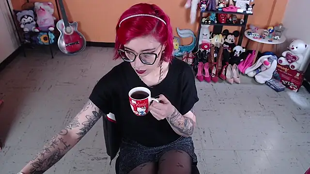 MissMiia2 online show from 02/05/25, 04:36