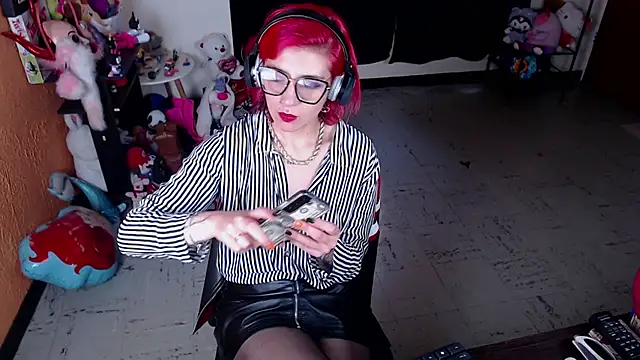 MissMiia2 online show from 02/07/25, 02:37