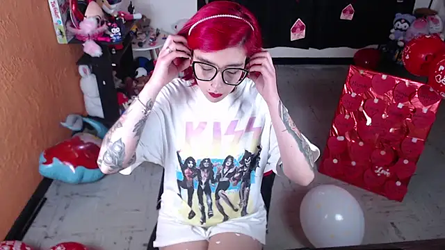 MissMiia2 online show from 02/20/25, 04:14