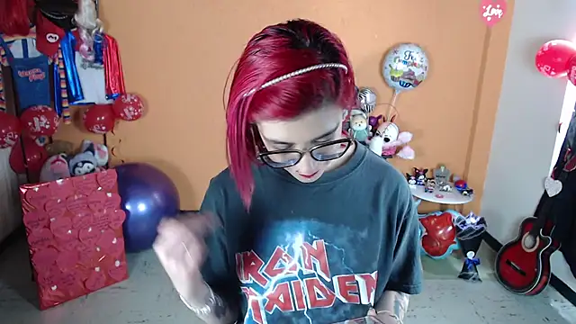 MissMiia2 online show from 03/13/25, 03:50