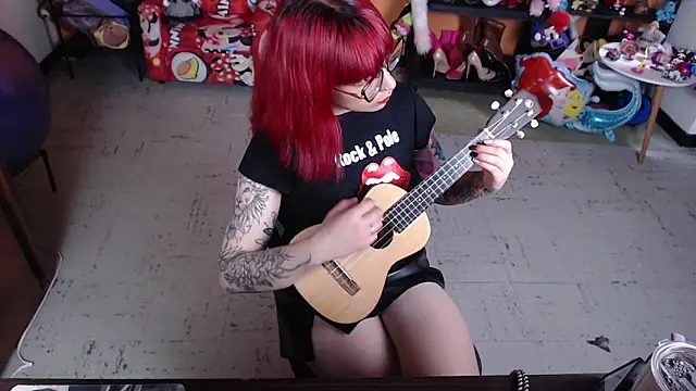 MissMiia2 online show from 02/11/26, 08:03