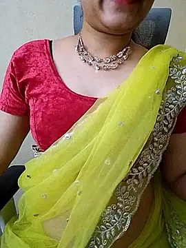 Snapshot of Indianhyna chatting on 09/11/25, 07:30 Indianhyna online show from 09/11/25, 07:30