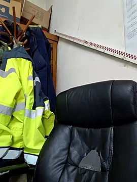 Guy4ladys69 online show from 05/11/26, 06:19