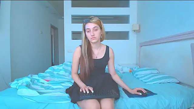 Snapshot of Iren chatting on 11/01/25, 05:42 Iren online show from 11/01/25, 05:42