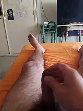 Snapshot of Argento14 chatting on 11/13/25, 04:50 Argento14 online show from 11/13/25, 04:50