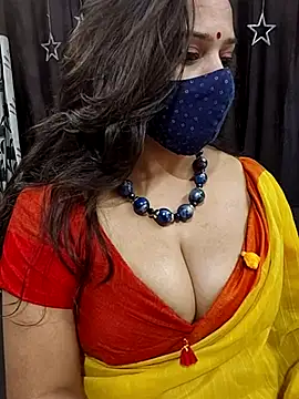 Snapshot of AzadPanchi2024 chatting on 02/21/25, 11:11 AzadPanchi2024 online show from 02/21/25, 11:11