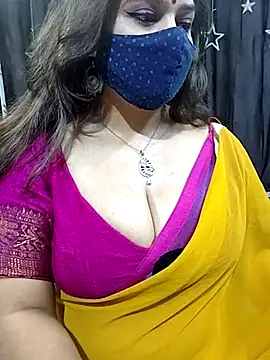 Snapshot of AzadPanchi2024 chatting on 03/04/25, 11:00 AzadPanchi2024 online show from 03/04/25, 11:00