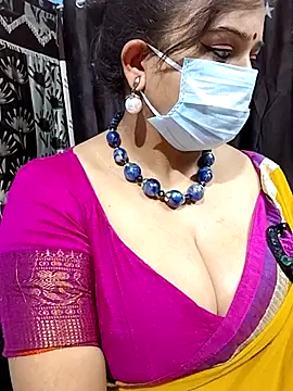 Snapshot of AzadPanchi2024 chatting on 03/15/25, 11:17 AzadPanchi2024 online show from 03/15/25, 11:17