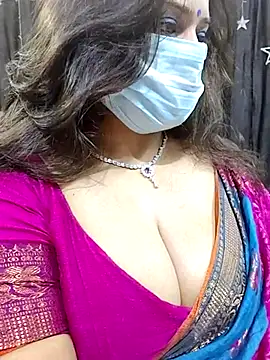 Snapshot of AzadPanchi2024 chatting on 03/18/25, 12:38 AzadPanchi2024 online show from 03/18/25, 12:38