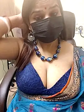 Snapshot of AzadPanchi2024 chatting on 09/21/25, 01:18 AzadPanchi2024 online show from 09/21/25, 01:18