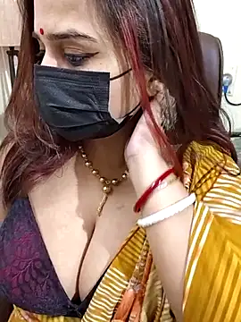 Snapshot of AzadPanchi2024 chatting on 09/26/25, 03:54 AzadPanchi2024 online show from 09/26/25, 03:54