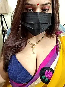 Snapshot of AzadPanchi2024 chatting on 09/30/25, 11:15 AzadPanchi2024 online show from 09/30/25, 11:15