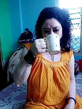 Snapshot of Raja_Ranii chatting on 02/16/25, 01:58 Raja Ranii online show from 02/16/25, 01:58