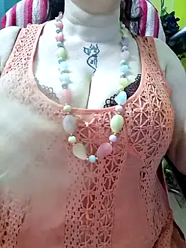 Snapshot of Raja_Ranii chatting on 04/25/26, 05:21 Raja Ranii online show from 04/25/26, 05:21