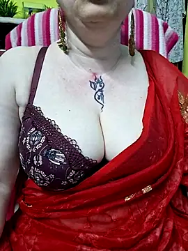 Snapshot of Raja_Ranii chatting on 05/14/26, 05:36 Raja Ranii online show from 05/14/26, 05:36