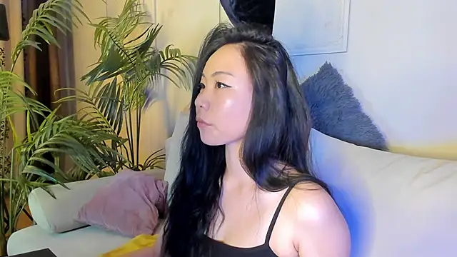 Inari Okami  online show from 12/14/24, 04:09