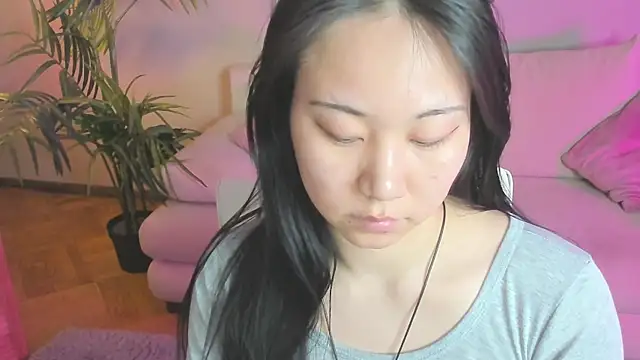 Inari Okami  online show from 02/09/25, 02:18