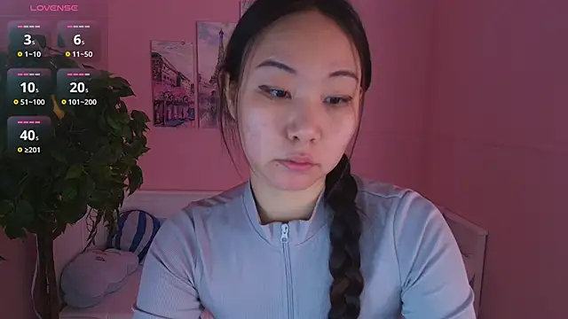 Snapshot of Inari_Okami_ chatting on 05/28/26, 10:45 Inari Okami online show from 05/28/26, 10:45
