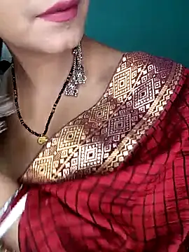 Snapshot of Diamond_queeen chatting on 02/23/25, 06:45 Diamond queeen online show from 02/23/25, 06:45