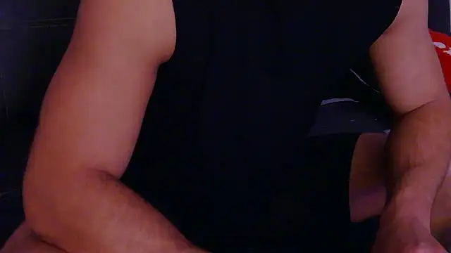 Snapshot of GymBoyVan chatting on 02/05/25, 10:30 GymBoyVan online show from 02/05/25, 10:30