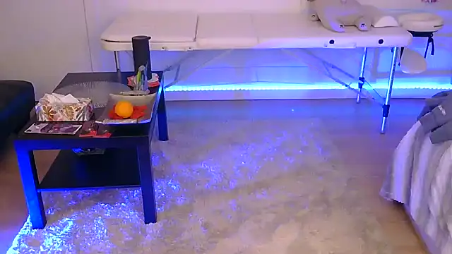 Snapshot of GymBoyVan chatting on 02/15/25, 10:44 GymBoyVan online show from 02/15/25, 10:44