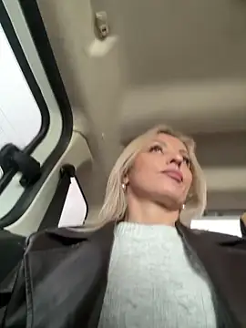 Snapshot of Diamond_Bunny_ chatting on 04/02/26, 07:17 Diamond Bunny online show from 04/02/26, 07:17