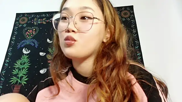 Jennatyan online show from 09/10/25, 12:16