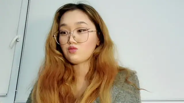 Jennatyan online show from 11/20/25, 11:21