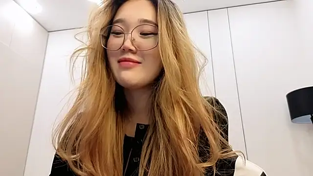 Jennatyan online show from 02/04/26, 03:18