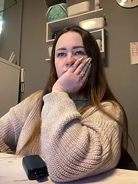 Emma B1uem online show from 12/24/24, 07:55