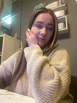 Emma B1uem online show from 01/12/25, 07:32